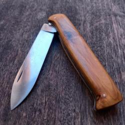 Magnifique Couteau DOUKDOUK L ÉCUREUIL Grand model Custom Manche en Bois et Marqueterie
