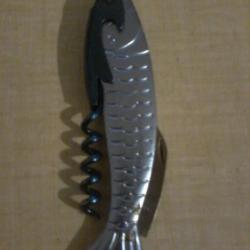 Couteau multifonction en forme de poisson