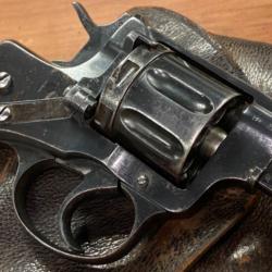 Revolver Léon nagant 1898 calibre 7/62