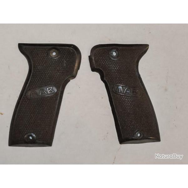 Paire de plaquettes de pistolet Mab D