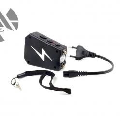 SHOCKER TAZER MINI GUARD II 3 000 000V Lampe intégrée Led  AKIS (marque française)