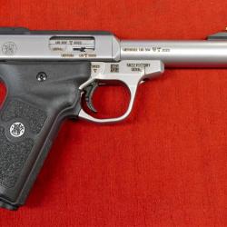 S&W VICTORY +SIL