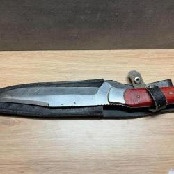Couteau de chasse sans marque lame gravé  etuis non d'origine