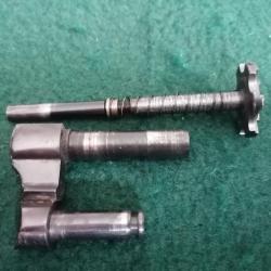 pieses détaché de révolver TAURUS cal. 22lr.