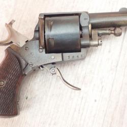 Revolver Bulldog calibre 320. Poinçon belge de Liège. Matricule1818