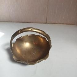 petit vide poche panier en bronze ou laiton doré diamètre 10 cm