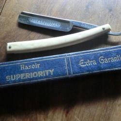 ANCIEN RASOIR SUPERIORITY EXTRA GARANTIE / CHAUMER CARMAUX