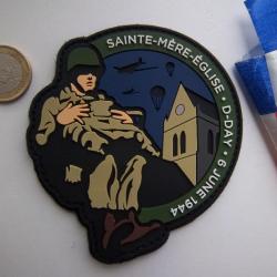 écusson militaire D-Day parachutiste Sainte-Mère-Église
