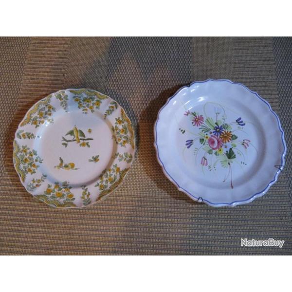 VINTAGE - Lot de deux ancienne assiettes dcorative en cramique a dcor floral - champtre (XX)