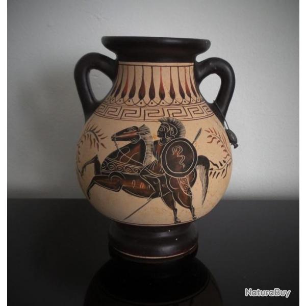 Amphore style grec estampille annes 80 en terre cuite-Hector Guerre de Troie-Mythologie Grecque.