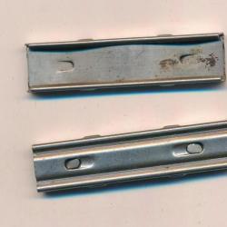UN  BEAU CLIP LAME CHARGEUR 7 x 57 MAUSER ESPAGNOL Sans marquage