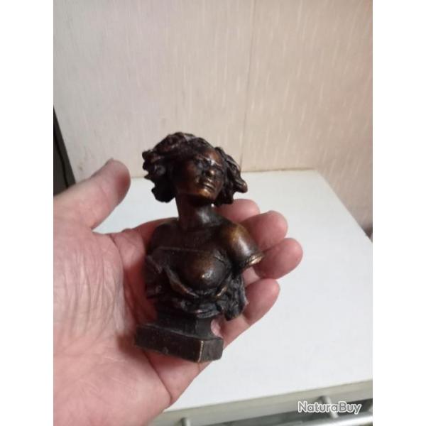 Sculpture statue en bronze reproduction ngresse captive oeuvre de Carpeaux hauteur 10,5 cm