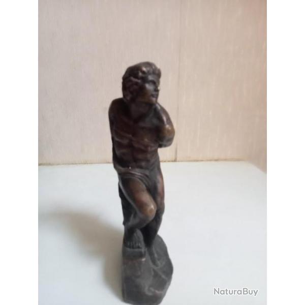 Sculpture figurine en bronze hauteur 14,5 cm