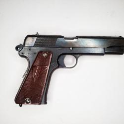 Pistolet Radom VIS 35 calibre 9x19