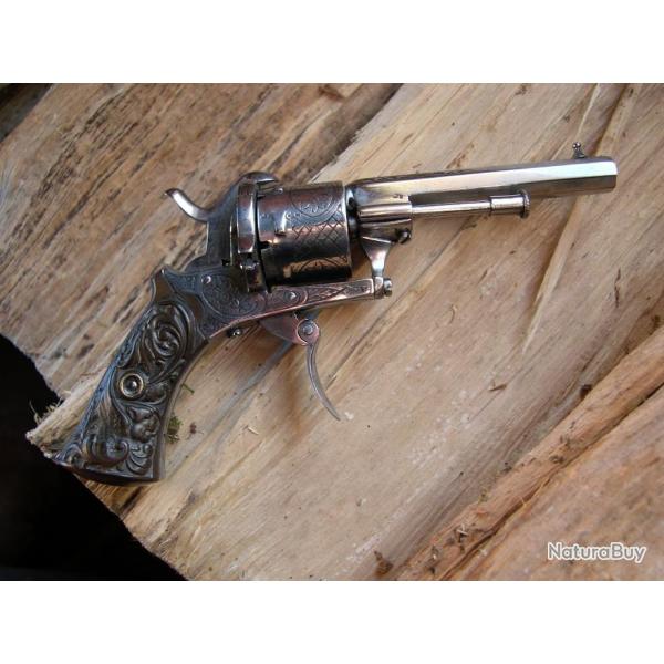 Revolver 7 mm de Luxe  Broche . Fabrication Ligoise.
