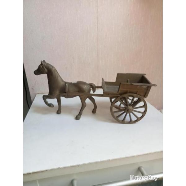 cheval et charette en laiton longueur 27 cm hauteur 15 cm