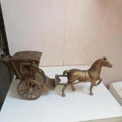 cheval et charette en laiton ou bronze longueur 32 cm hauteur 14 cm