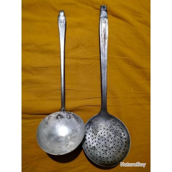 Lot de 4 petits et grands couverts ordre militaire allemand de la seconde guerre mondiale en T.B.E.