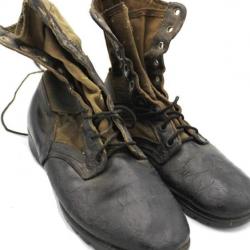 Jungle boots originales taille 7W CIC avec semelle VIBRAM