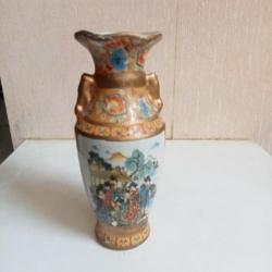 vase ancien en porcelaine asiatique hauteur 16 cm