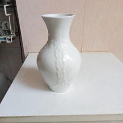 vase ancien en porcelaine hauteur 17 cm