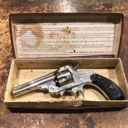 Smith & Wesson DA cal. 32 en boîte d'origine
