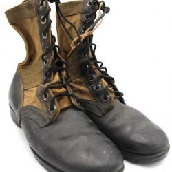 Jungle boots originales taille 8R avec semelle VIBRAM