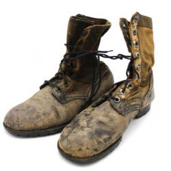 Jungle boots originales taille 8W BATA jus terrain avec semelle VIBRAM