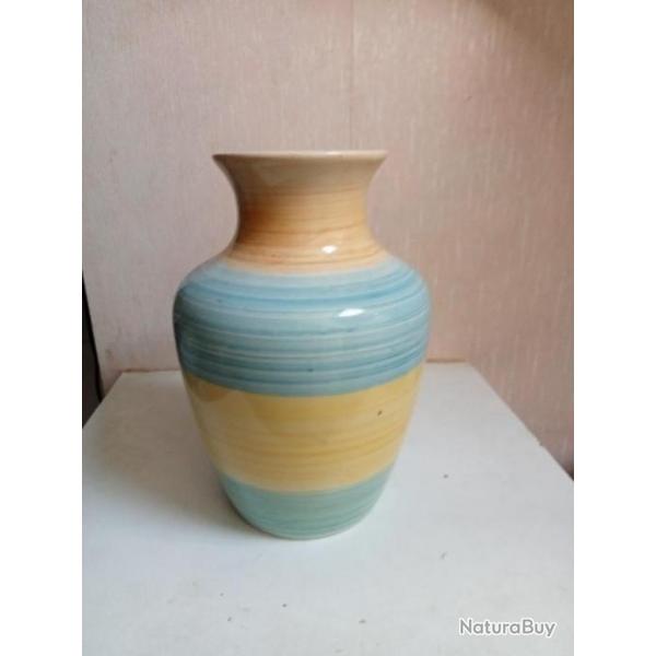 vase jaune et bleu hauteur 21 cm