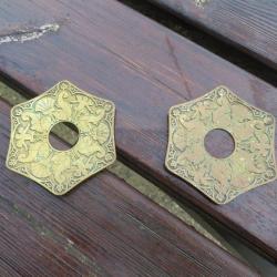 VINTAGE - Ancienne paire de Bobèches en bronze doré, à décors géométriques et divers - (XIXé)