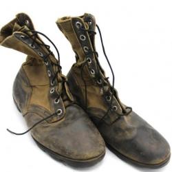 Jungle boots originales taille 11W eJ semelle type PANAMA marquée BAUR