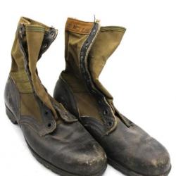 Jungle boots originales taille 10N C.I.C. semelle VIBRAM de 66