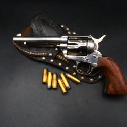 Colt Peacemaker SAA calibre 44-40 Six shooter Fabrication 1883