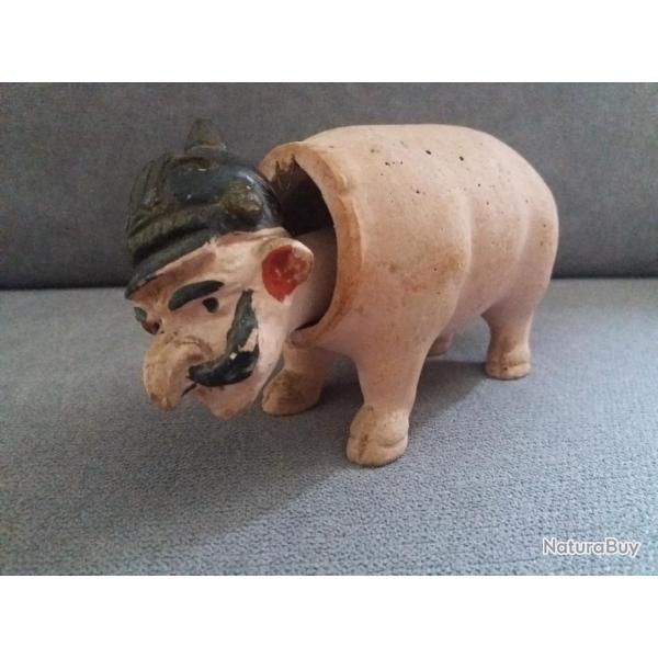 Rare cochon parodique empereur casque a pointe prussien allemagne objet de collection satirique