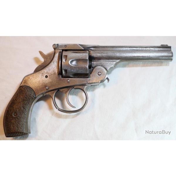 NON NEGOCIABLE - Revolver de Harrington & Richardson  Worcester Massachussets USA calibre .32 S&W