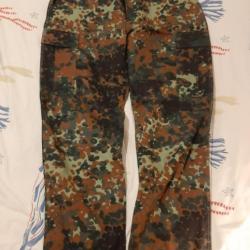 Pantalon de combat allemand couleur Feldgrau (gris verdâtre) en taille XL - Produit neuf