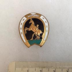 U.R.S.S. RUSSIE - INSIGNE MOCKBA fer à cheval equitation