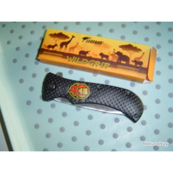 Couteau pliant marque Leopard WILDGRIP avec cran de suret