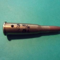 1 munition 8 m/m Lebel  du 02/07 Art, étui laiton, balle blindée cuivre, neutralisée