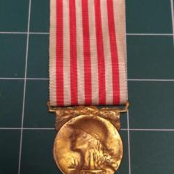 MÉDAILLE COMMEMORATIVE FRANCE 14/18 WW1 (p2)