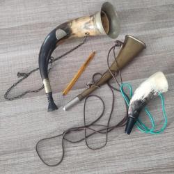 Ensemble de 3 cornes d'appel chasse