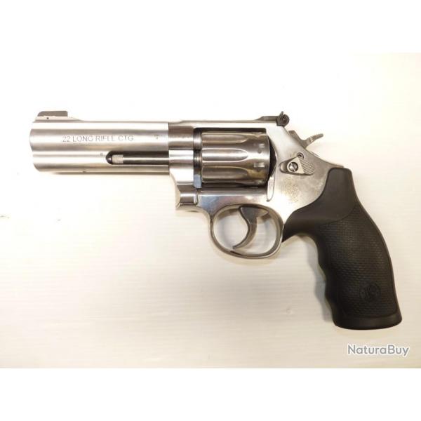 Revolver Smith & Wesson 617-6 Cal.22LR 4" 10 coups Inox CATB