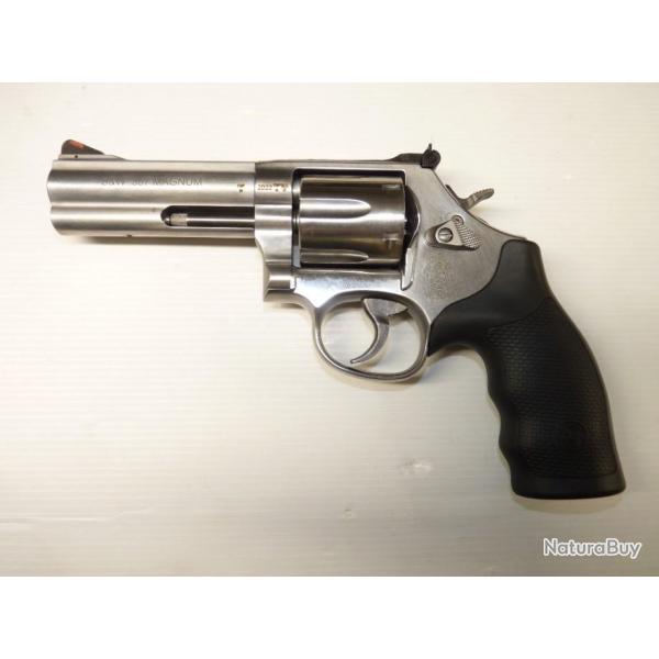 Revolver Smith & Wesson 686-6 4" Cal.357Mag Inox 6 coups CATB