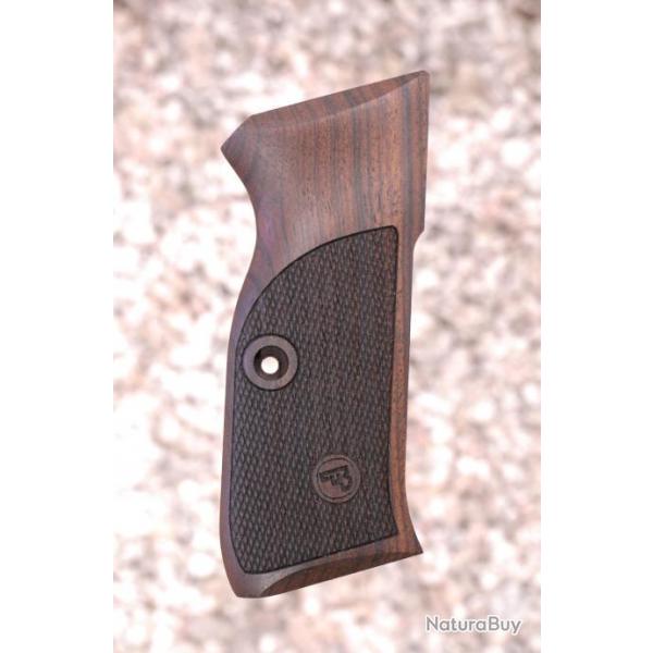 PLAQUETTES CZ 75 grips type 4 ( carreaux)