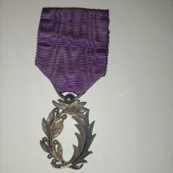 Médaille palme académique