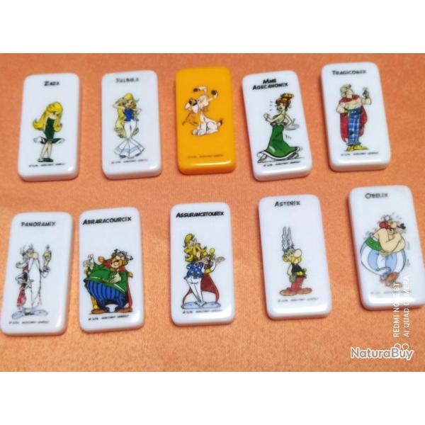 LOT DE 10 DOMINOS ASTERIX ET OBELIX, LES IRREDUCTIBLES GAULOIS