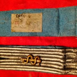 Epaulettes d' officier médecin allemand de la seconde guerre mondiale en T.B.E.