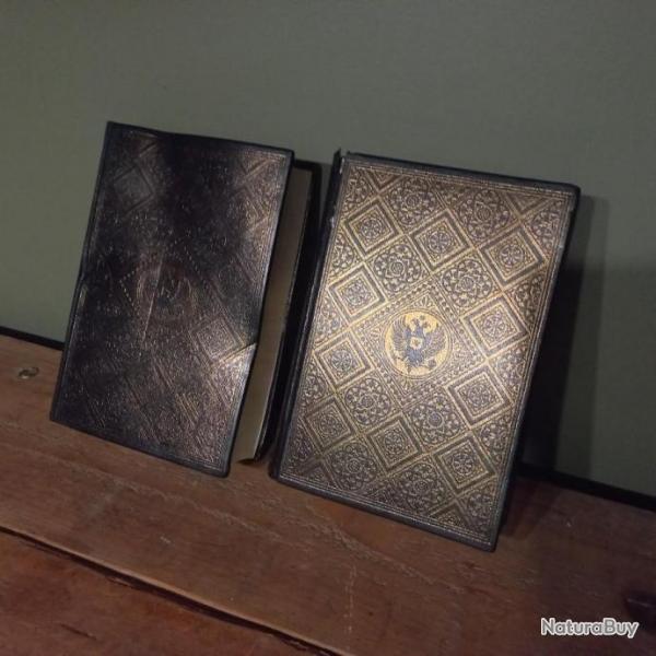 Guerre et paix de Lon Tolsto tome premier ET  tome deuxime  Magnifiques ouvrages Edition original