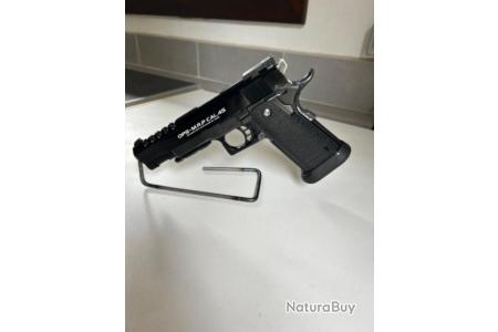 Tokyo marui ops-mrp cal.45 Airsoft pistol and magazine. Good