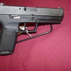 Pistolet SIG SAUER P320 Full Size en 9x19mm modèle de présentation ayant tiré 50 cartouches